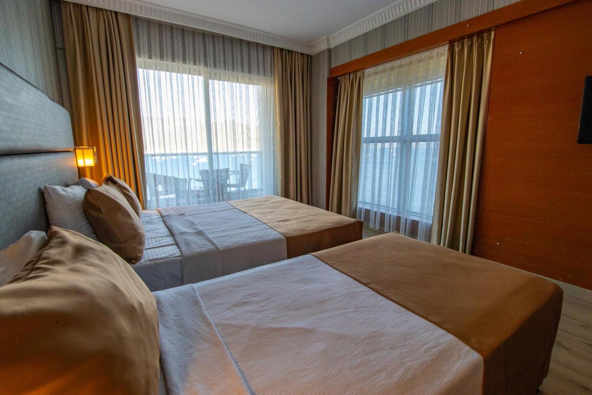Point Beach Hotel Marmaris Esterno foto